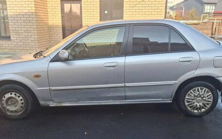 Mazda Familia, 2003 год, 164 000 рублей, 2 фотография
