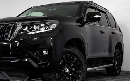 Toyota Land Cruiser Prado 150 рестайлинг, 2021 год, 6 499 000 рублей, 2 фотография