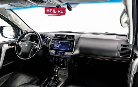 Toyota Land Cruiser Prado 150 рестайлинг, 2021 год, 6 499 000 рублей, 11 фотография