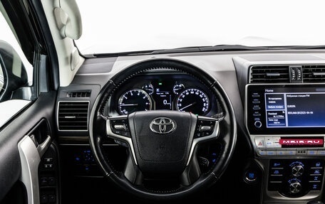 Toyota Land Cruiser Prado 150 рестайлинг, 2021 год, 6 499 000 рублей, 15 фотография