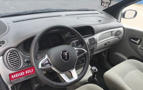 Renault Scenic III рестайлинг, 2003 год, 500 000 рублей, 14 фотография