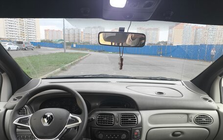 Renault Scenic III рестайлинг, 2003 год, 500 000 рублей, 24 фотография
