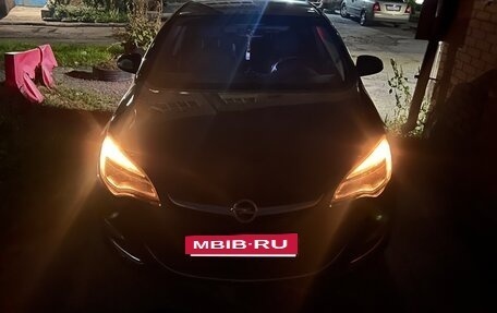 Opel Astra J, 2012 год, 850 000 рублей, 2 фотография