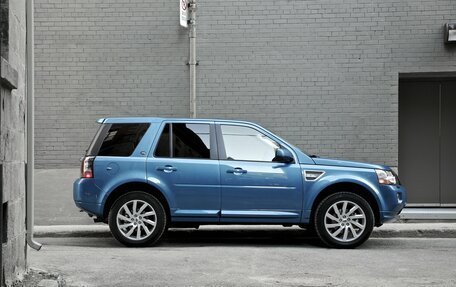 Land Rover Freelander II рестайлинг 2, 2013 год, 1 749 000 рублей, 2 фотография