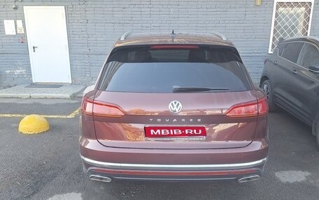 Volkswagen Touareg III, 2019 год, 5 800 000 рублей, 1 фотография