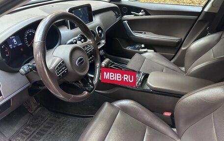 KIA Stinger I, 2018 год, 2 200 000 рублей, 8 фотография