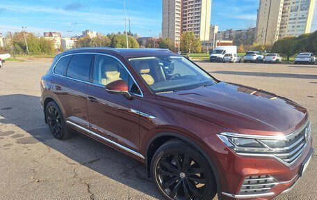 Volkswagen Touareg III, 2019 год, 5 800 000 рублей, 10 фотография
