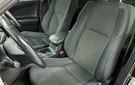Toyota RAV4, 2018 год, 2 790 000 рублей, 14 фотография