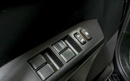 Toyota RAV4, 2018 год, 2 790 000 рублей, 12 фотография