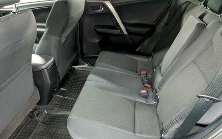 Toyota RAV4, 2018 год, 2 790 000 рублей, 15 фотография