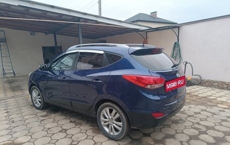 Hyundai Tucson III, 2010 год, 1 400 000 рублей, 5 фотография