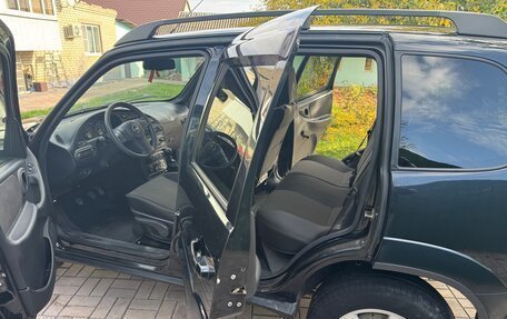 Chevrolet Niva I рестайлинг, 2018 год, 750 000 рублей, 5 фотография