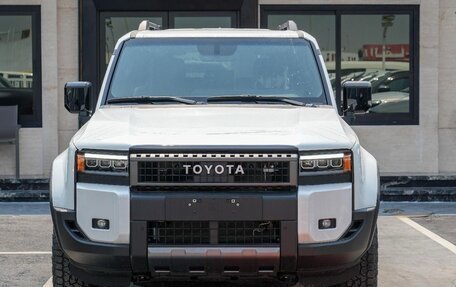 Toyota Land Cruiser Prado, 2023 год, 10 700 000 рублей, 3 фотография