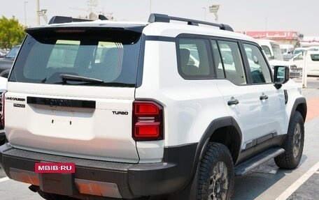 Toyota Land Cruiser Prado, 2023 год, 10 700 000 рублей, 7 фотография