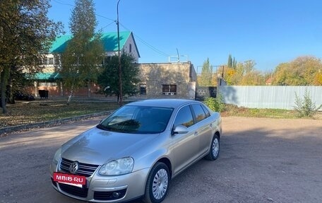 Volkswagen Jetta VII, 2008 год, 660 000 рублей, 3 фотография