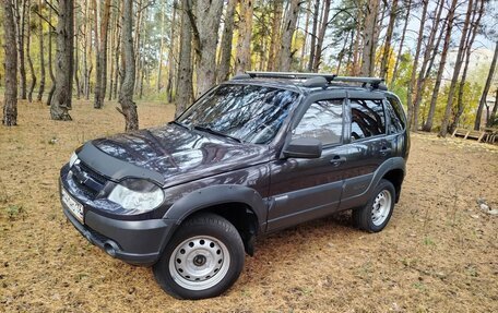 Chevrolet Niva I рестайлинг, 2013 год, 530 000 рублей, 5 фотография