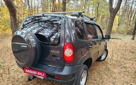 Chevrolet Niva I рестайлинг, 2013 год, 530 000 рублей, 7 фотография