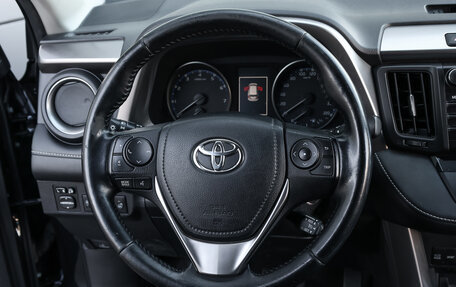 Toyota RAV4, 2017 год, 2 598 000 рублей, 16 фотография