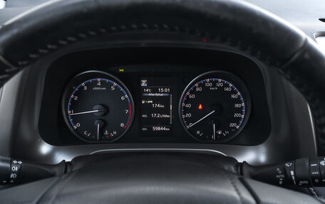 Toyota RAV4, 2017 год, 2 598 000 рублей, 12 фотография