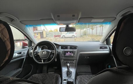 Volkswagen Golf VII рестайлинг, 2014 год, 1 140 000 рублей, 15 фотография