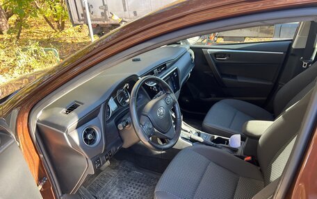Toyota Corolla, 2016 год, 1 400 000 рублей, 14 фотография