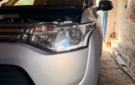 Mitsubishi Outlander III рестайлинг 3, 2013 год, 2 000 000 рублей, 1 фотография