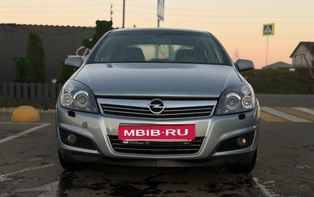 Opel Astra H, 2008 год, 420 000 рублей, 2 фотография
