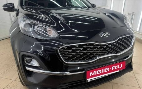 KIA Sportage IV рестайлинг, 2020 год, 2 249 000 рублей, 10 фотография
