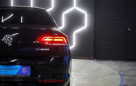 Volkswagen Passat B8 рестайлинг, 2016 год, 1 680 000 рублей, 18 фотография