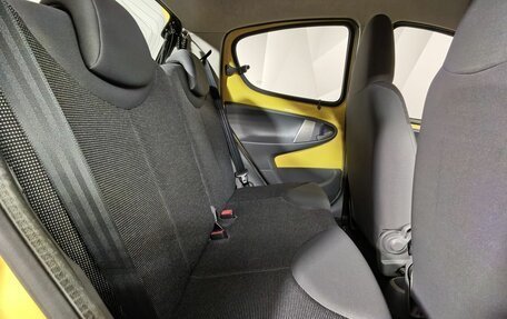 Peugeot 107 I рестайлинг, 2007 год, 585 150 рублей, 16 фотография
