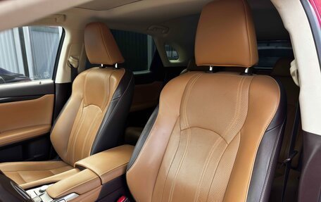 Lexus RX IV рестайлинг, 2018 год, 3 877 000 рублей, 10 фотография
