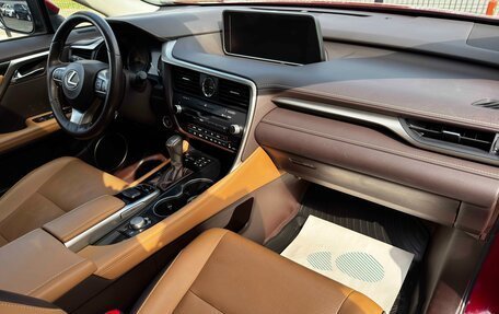 Lexus RX IV рестайлинг, 2018 год, 3 877 000 рублей, 21 фотография