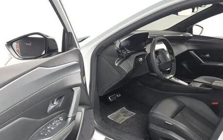 Peugeot 308, 2022 год, 2 500 000 рублей, 13 фотография