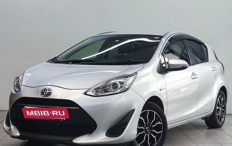 Toyota Aqua I, 2018 год, 1 300 000 рублей, 2 фотография