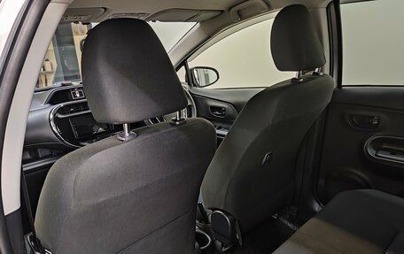 Toyota Aqua I, 2018 год, 1 300 000 рублей, 19 фотография