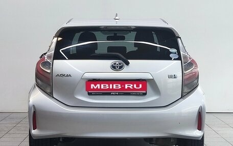 Toyota Aqua I, 2018 год, 1 300 000 рублей, 7 фотография