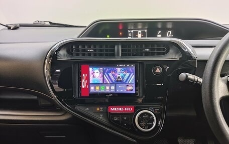 Toyota Aqua I, 2018 год, 1 300 000 рублей, 12 фотография