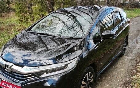 Honda Shuttle II, 2015 год, 1 299 000 рублей, 2 фотография