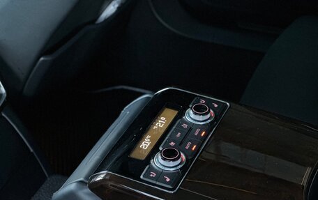 Audi A8, 2015 год, 2 650 000 рублей, 2 фотография