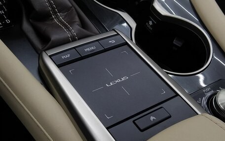 Lexus RX IV рестайлинг, 2019 год, 5 265 000 рублей, 16 фотография
