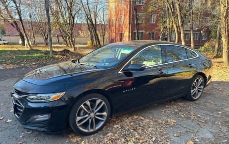 Chevrolet Malibu IX, 2019 год, 1 800 000 рублей, 2 фотография