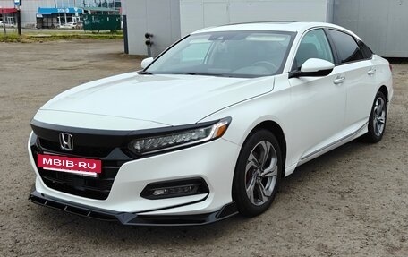 Honda Accord IX рестайлинг, 2019 год, 2 600 000 рублей, 5 фотография