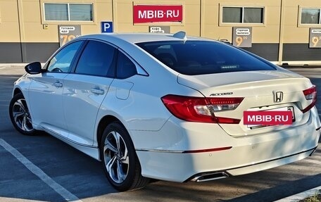 Honda Accord IX рестайлинг, 2019 год, 2 600 000 рублей, 10 фотография