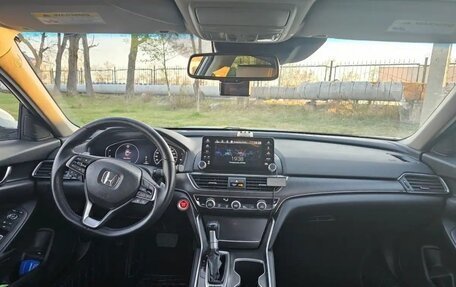 Honda Accord IX рестайлинг, 2019 год, 2 600 000 рублей, 19 фотография