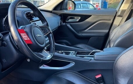 Jaguar F-Pace, 2019 год, 2 200 000 рублей, 9 фотография