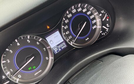 Infiniti QX56, 2013 год, 1 700 000 рублей, 10 фотография