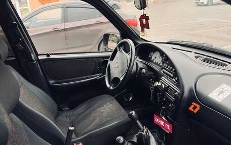 Chevrolet Niva I рестайлинг, 2006 год, 240 000 рублей, 7 фотография