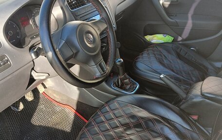 Volkswagen Polo VI (EU Market), 2010 год, 600 000 рублей, 8 фотография