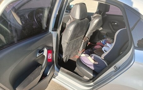 Volkswagen Polo VI (EU Market), 2010 год, 600 000 рублей, 11 фотография