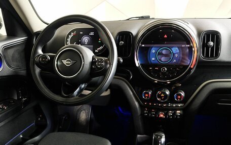MINI Countryman II (F60), 2021 год, 3 300 000 рублей, 15 фотография